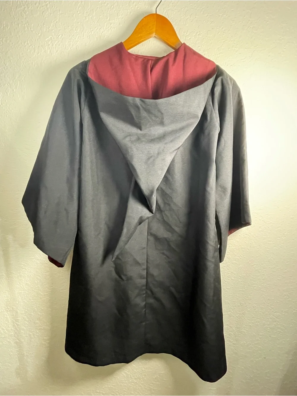Universal Studios Wizarding World Harry Potter Gryffindor Robe Youth XXXS